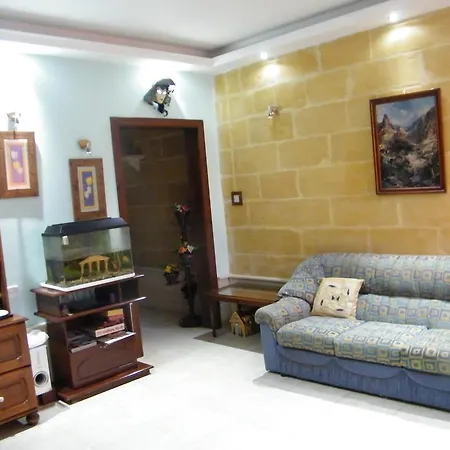 Apartamento Nocturne Family House Paola Exterior foto