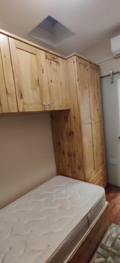Nocturne Family House Homestay Paola
